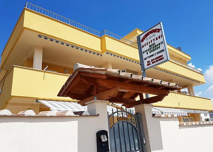 Ξενοδοχείο με διαμερίσματα Mene